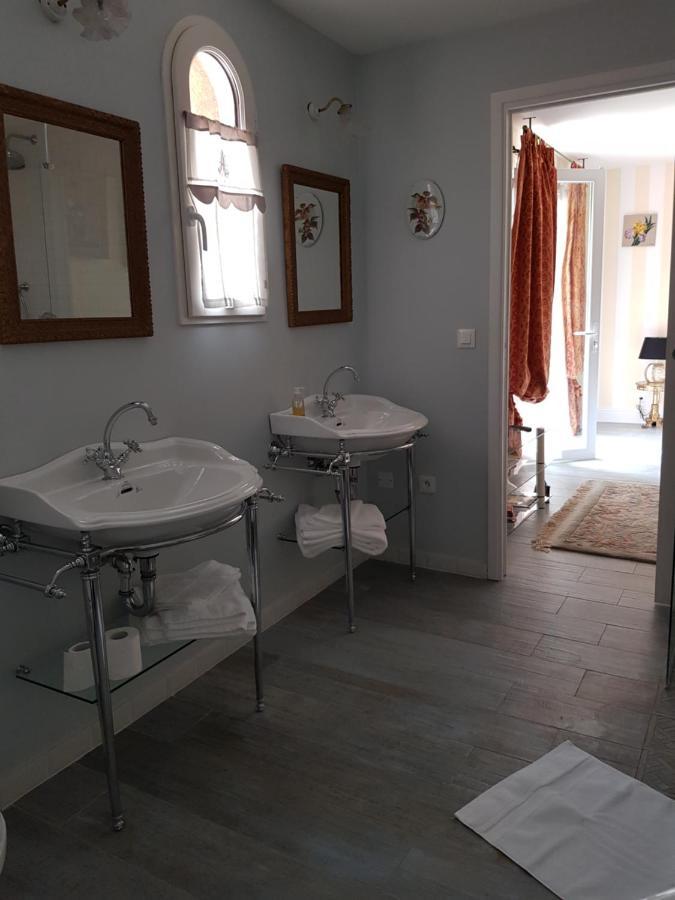 Mas D'Azur Bed & Breakfast Roquefort Les Pins Bagian luar foto