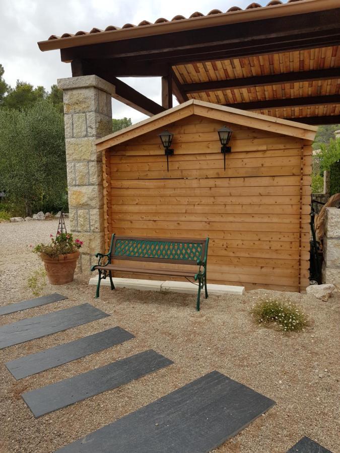 Mas D'Azur Bed & Breakfast Roquefort Les Pins Bagian luar foto